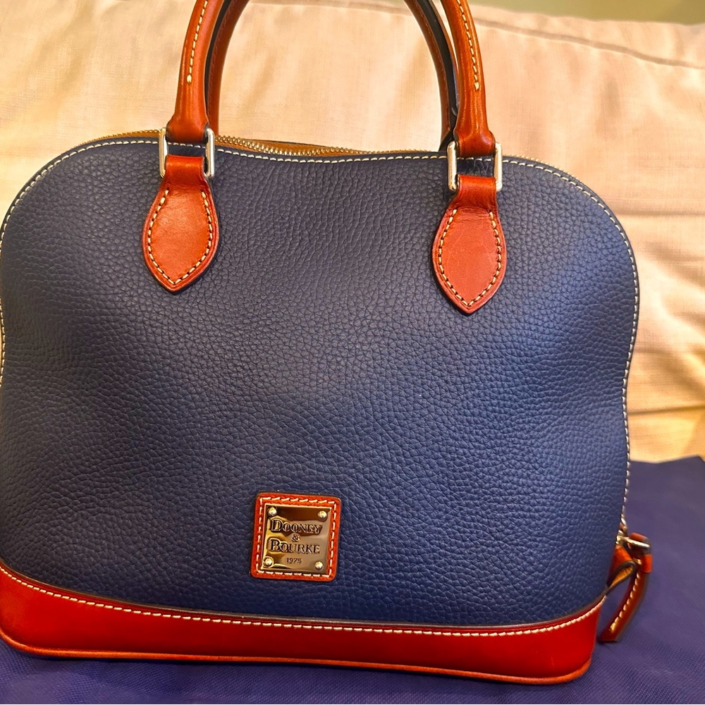 Dooney Bourke - Pebble Grain Zip Zip Satchel
